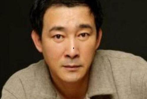 男明星年轻死亡,缅怀那位逝去的男星