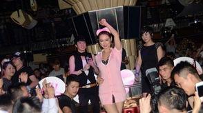 明星 夜店走穴,揭秘娱乐圈的繁华背后