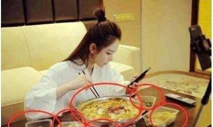 如何看待明星吃饭礼仪,优雅与品味的双重展现